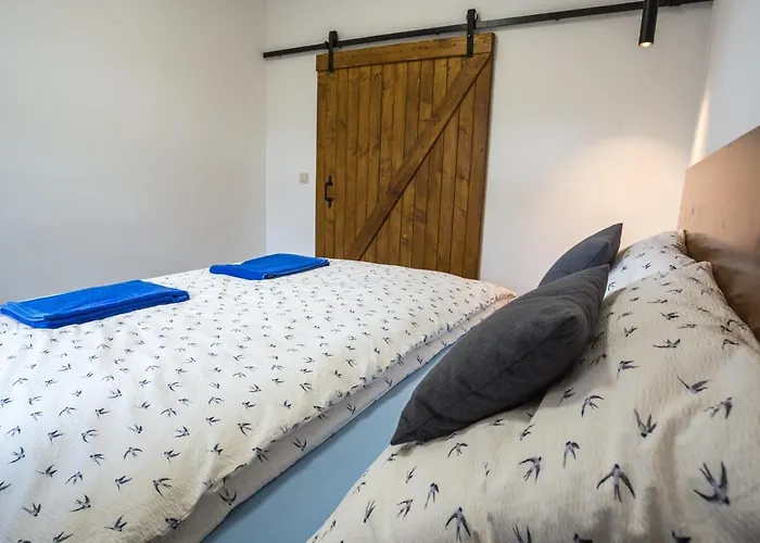 Apartament Kollar Nr. 16 *